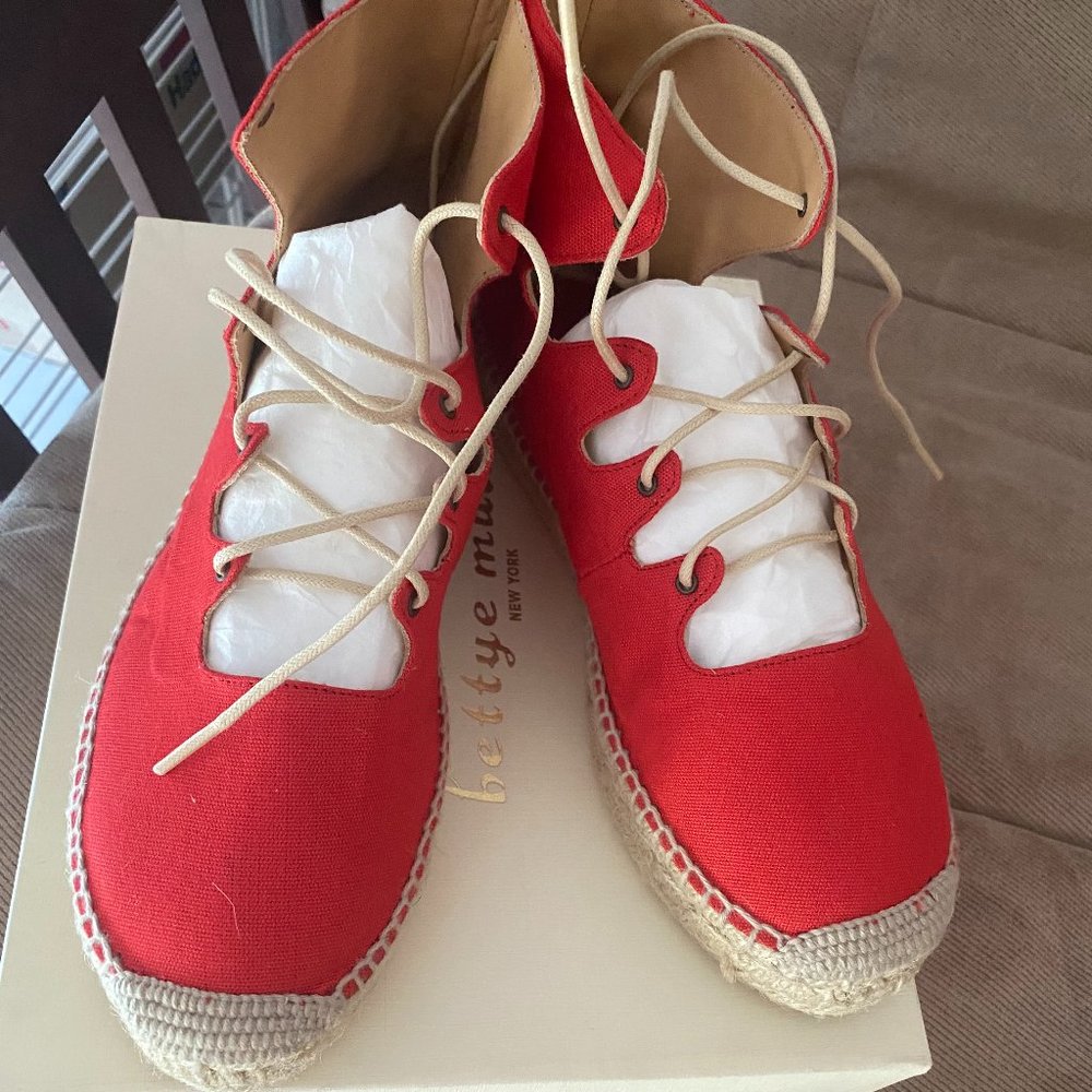 Bettye Muller Paisley Espadrilles Red 9. Flats